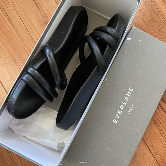Everlane Slip On Sandals - Picture 4 of 5